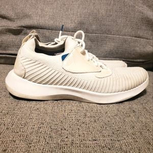 Vessi Everyday Shoe  Colour Horizon Cream 9